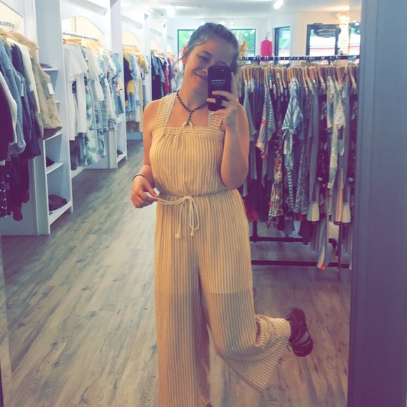 Meet your Posher, Analea - Picture 1 of 1